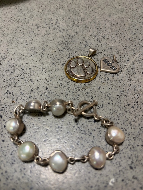 Jewelry - Silver Pearl Link Bracelet with Paw and MOM Charms